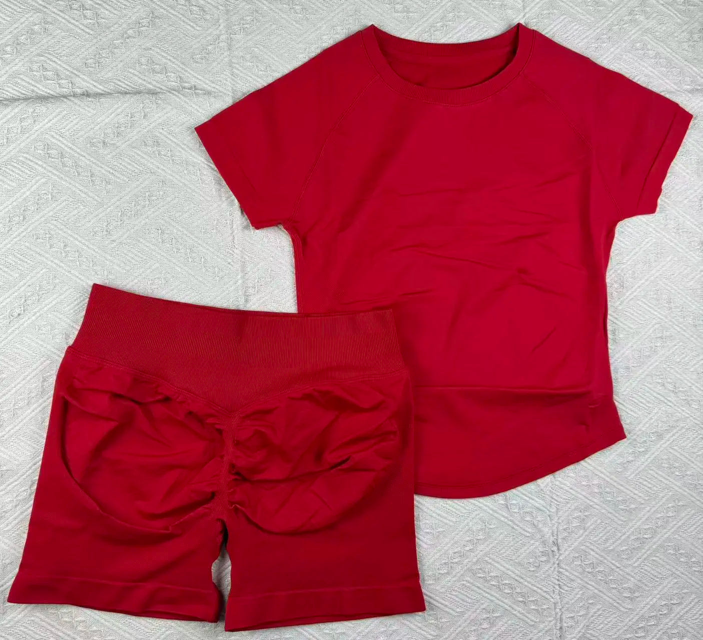 2 pieces of DFYZHE Impact sports set short sleeved seamless yoga top fitness set fitness running shorts sports set
